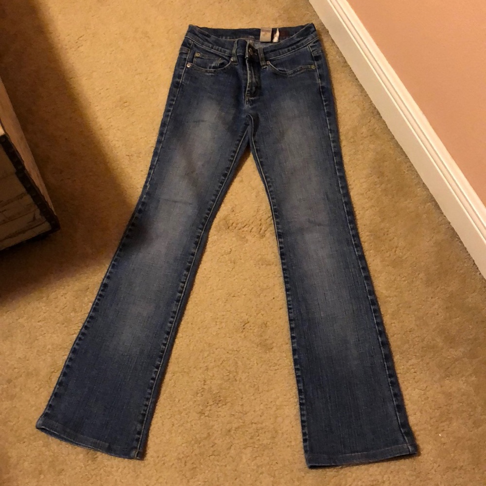 Boot cut jeans